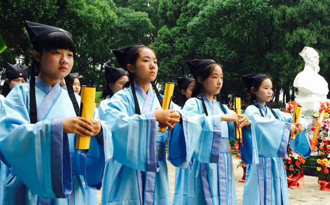 171437925.jpg 171437925.jpg